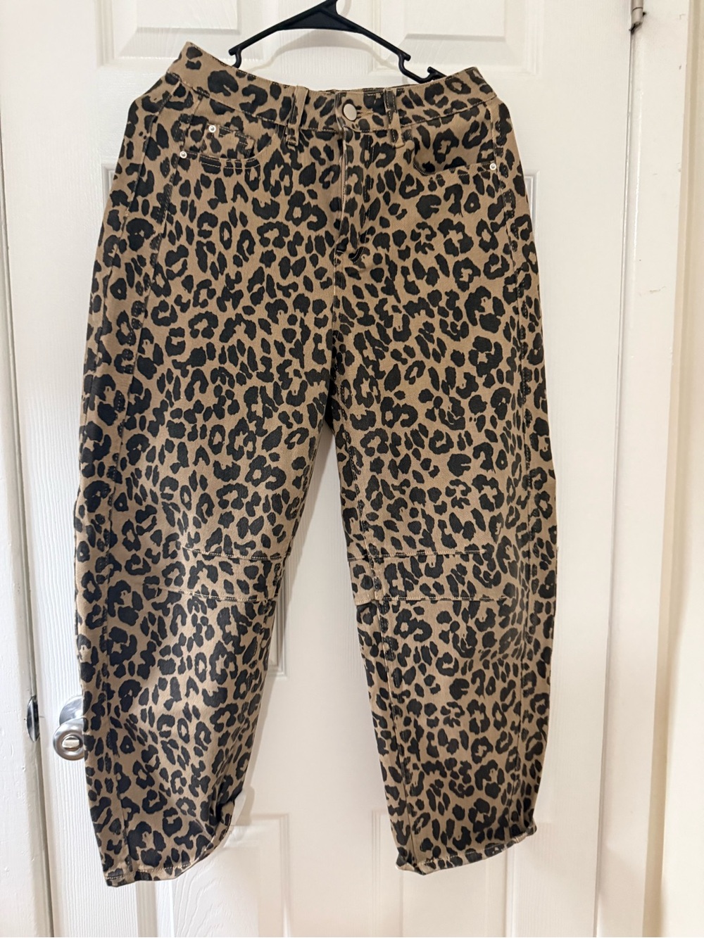 Leopard Print High-Waist Pants in Tan and Black